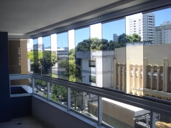 Envidraçamento de sacada Curitiba